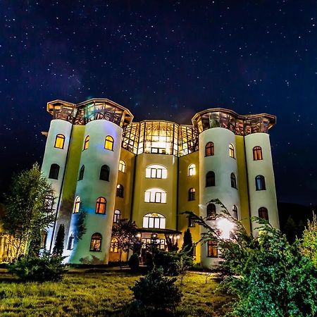 彼得罗沙尼 Castelul De Vis酒店 外观 照片